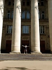 8 pictures - Yana West Nice Columns 1