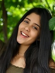 8 pictures - Katie Arias From Vanezeula