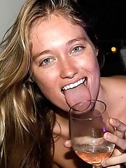 8 pictures - Moon Torrance Full Moon Bonus