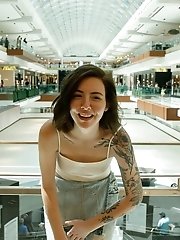 8 pictures - Maggie O'Shannon Texas Tease