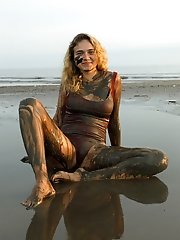 8 pictures - Sofia Orlova On Gryaznyy Beach